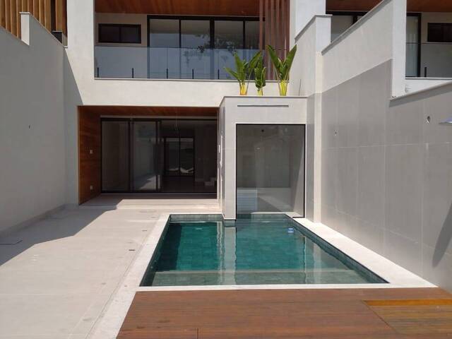 #2062 - Casa para Venda em Rio de Janeiro - RJ - 1