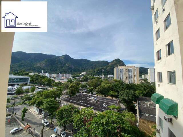 #2140 - Apartamento para Venda em Rio de Janeiro - RJ