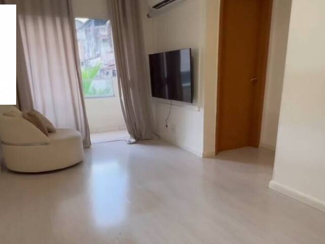 #2144 - Apartamento para Venda em Rio de Janeiro - RJ