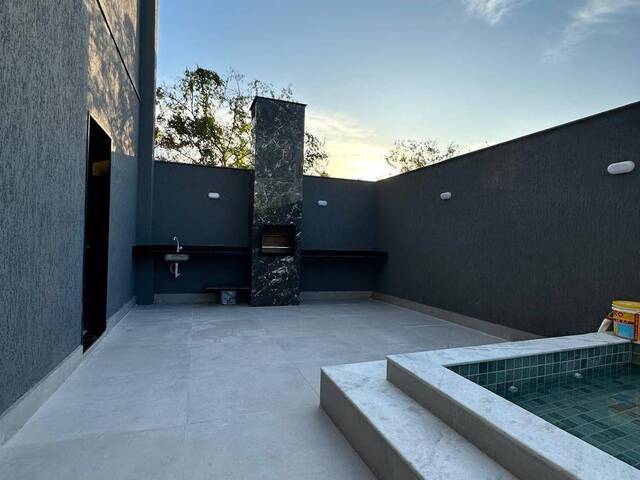 Casa para Venda em Rio de Janeiro - 4